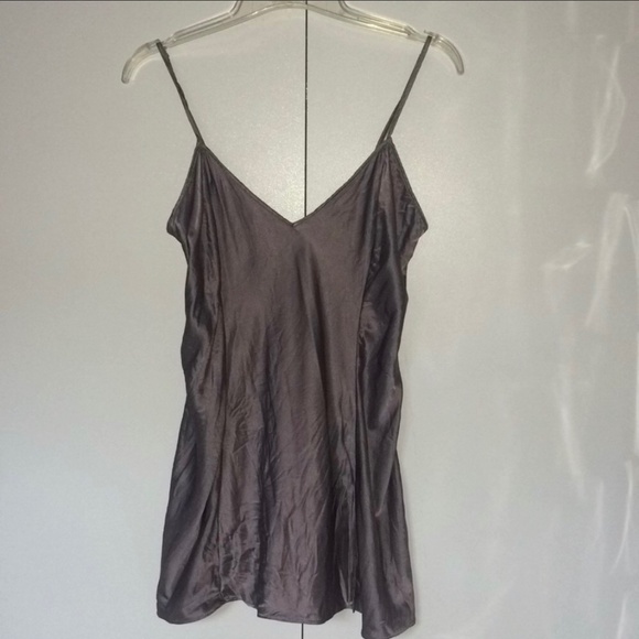 Victoria's Secret slip / night gown - - Picture 1 of 4